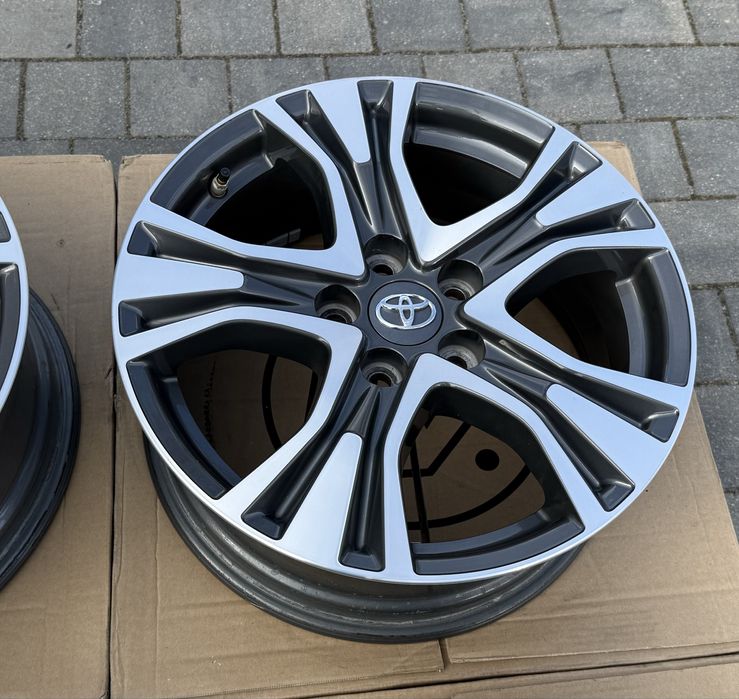 Oryginał felgi 17" Toyota Rav4 Corolla Verso 5x114.3 czujniki Posejdon