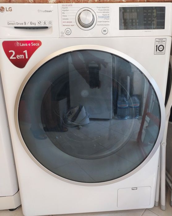 Máquina de lavar e secar