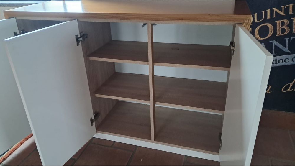 2 moveis simples em bom estado