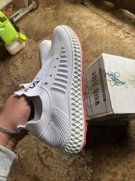 Красовки FILA Розмір 43