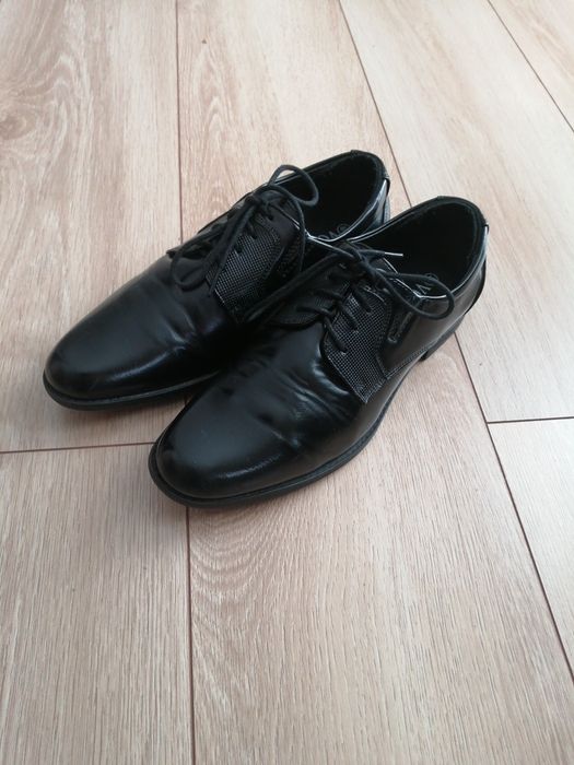 Buty eleganckie 40r.