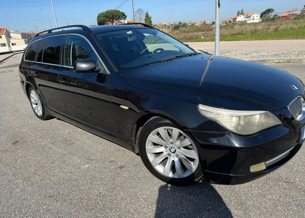 Impecável BMW 520d