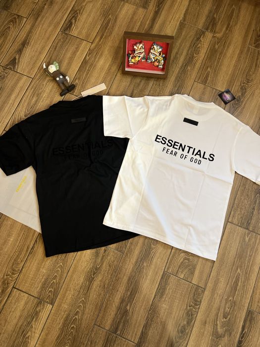 Футболка Essentials Fear Of God чорна та біла футболка Есеншлс