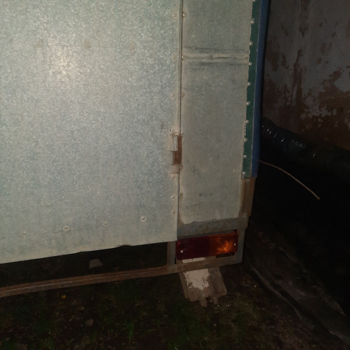 Причіп легковий