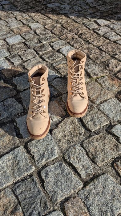 Botas Primark em bom estado