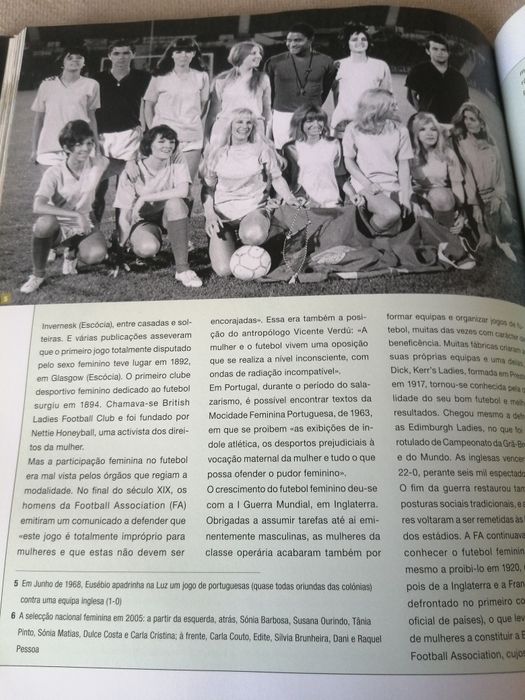 Livro crónica de ouro do futebol português