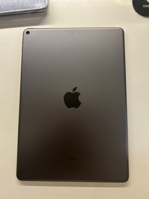 iPad Air 3 (64 GB, Wi-Fi) – Usado em ótimo estado
