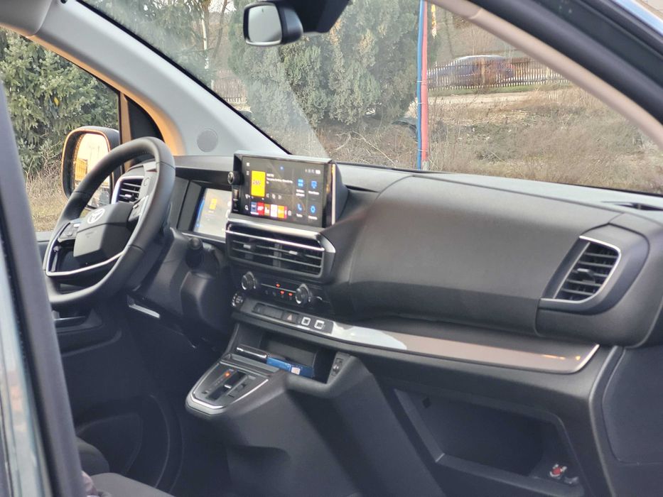 Wynajem BUS 9 OSOBOWY NOWY !!!