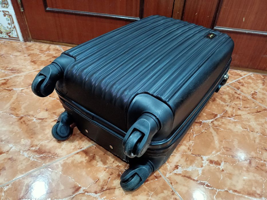 Mala malas de cabine 8 a 10k casa quarto apartamento vivenda carro.