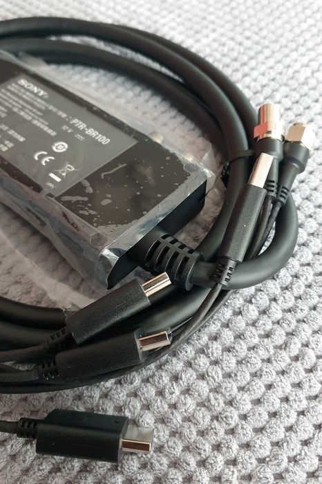 Replikator kablowy, telewizor SONY Bravia. Ukryj bałagan przewodów!