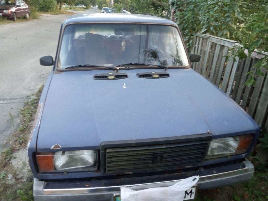 автомобіль ваз 2107