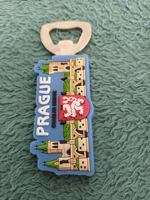 Abre cápsulas e  mini cinzeiro