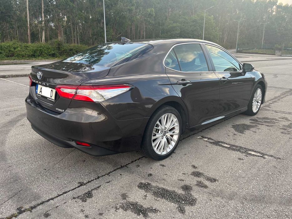 Toyota Camry Exclusive - Garantia até 2028