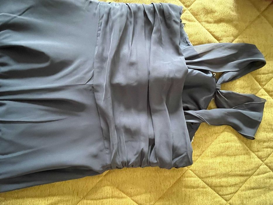 Vestido comprido muito elegante de cerimónia