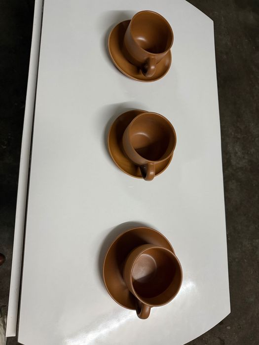 3 Chávenas Grandes com Pires