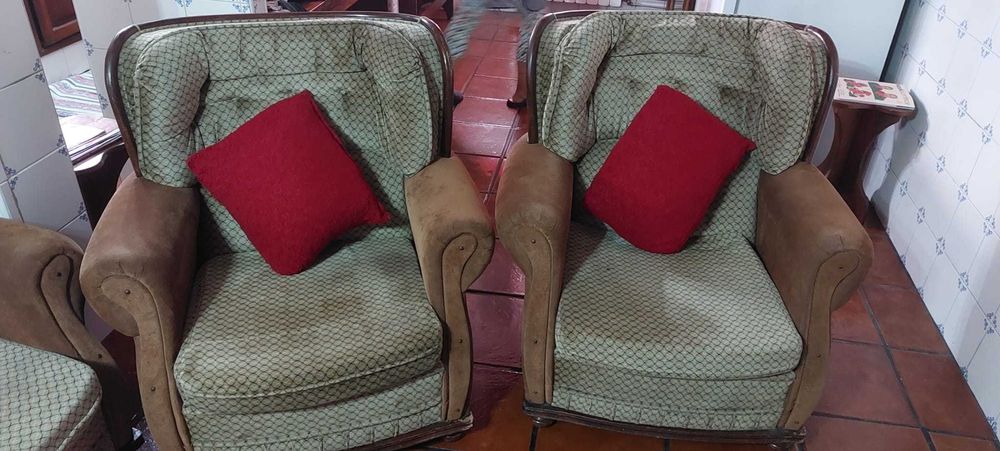 Sofás usados em boas condições