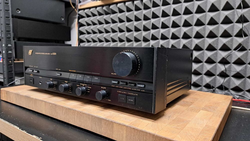 Wzmacniacz Sansui AU-X301