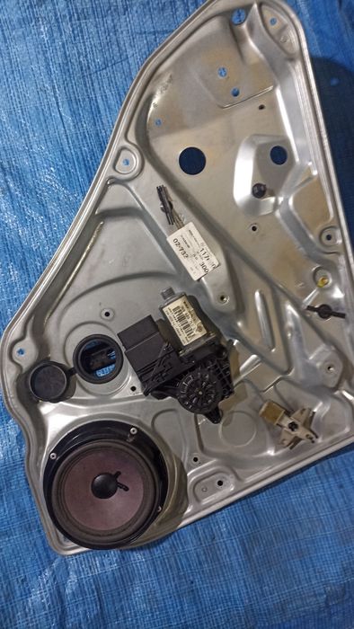 Механізм склопідйомник задніх лівих дверей VW PASSAT B5