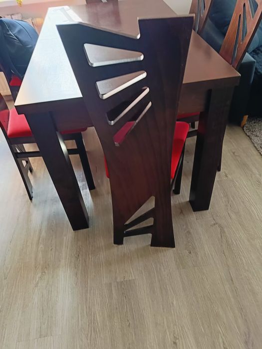Rozkładany stół 140/195 x 80 + 6 krzeseł