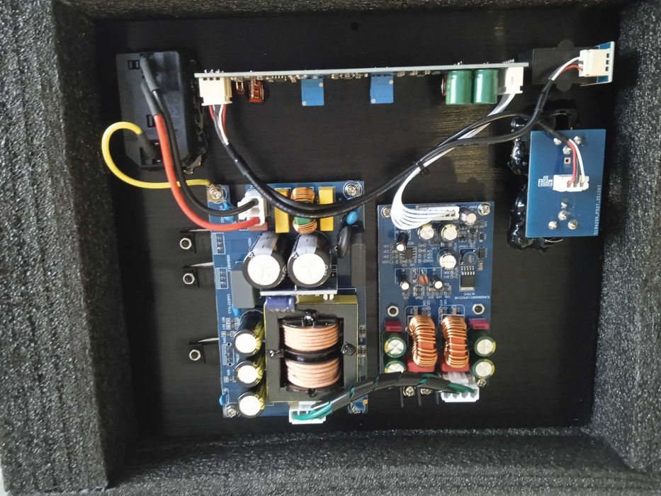 wezmacniacz subwoofer 600w
