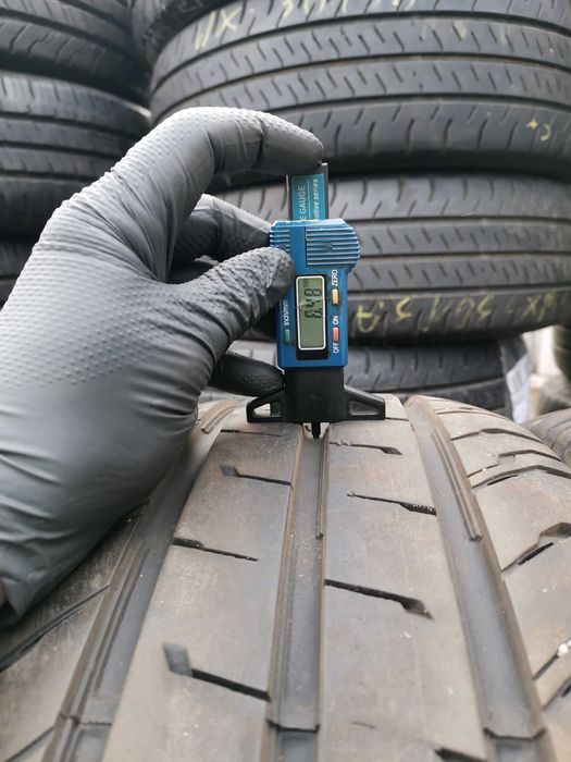 bus lato Continental 235/65/16C 8.5mm z 2021r 2szt