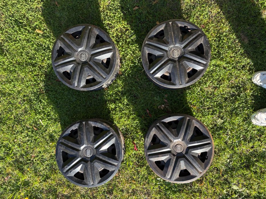 4 felgi stalowe 15” 6Jx15 H2 + kołpaki Audi