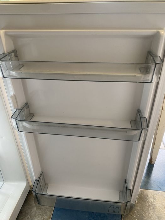 Холодильник SHARP