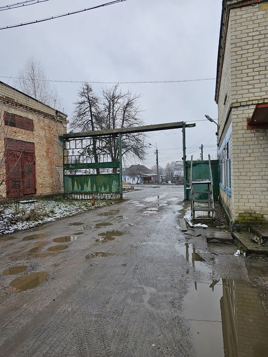 Продаж виробничо-складських-офісних приміщень,комерційної нерухомості - View 2