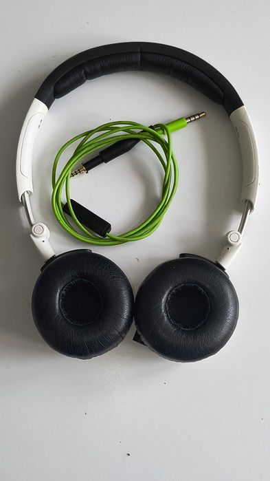 Słuchawki AKG Q460