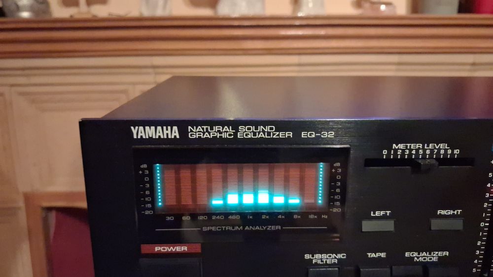 Korektor Graficzny Yamaha  EQ-32