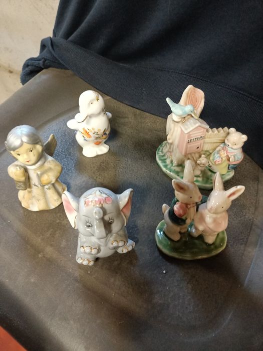 Figurki porcelanowe różne