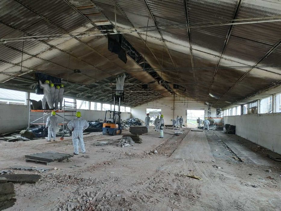 usuwanie ETERNITU demontaż AZBESTU odbiór transport utylizacja