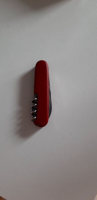 Nóz rozkładany VICTORINOX.