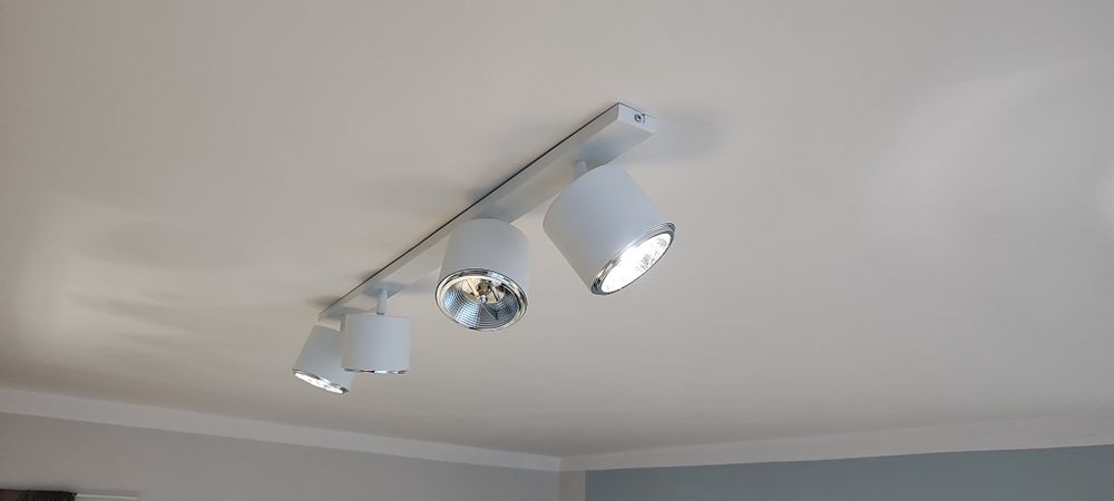Lampa halogenowa