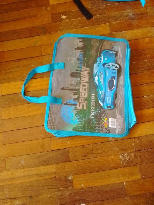 Рюкзаки, сумки, дипломаты