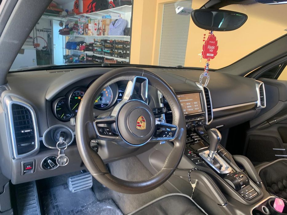 Porsche Cayenne S