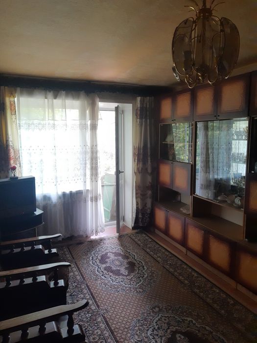 Продам 2-ую квартиру.Заводской район ,ост.конечная