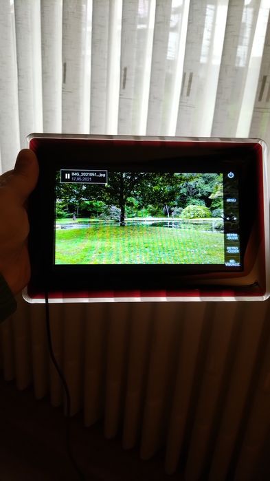 Moldura digital Samsung 8