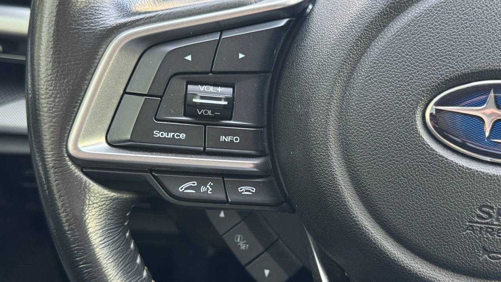 Subaru Forester 2019 2,5 Автомат 68 т км пробег