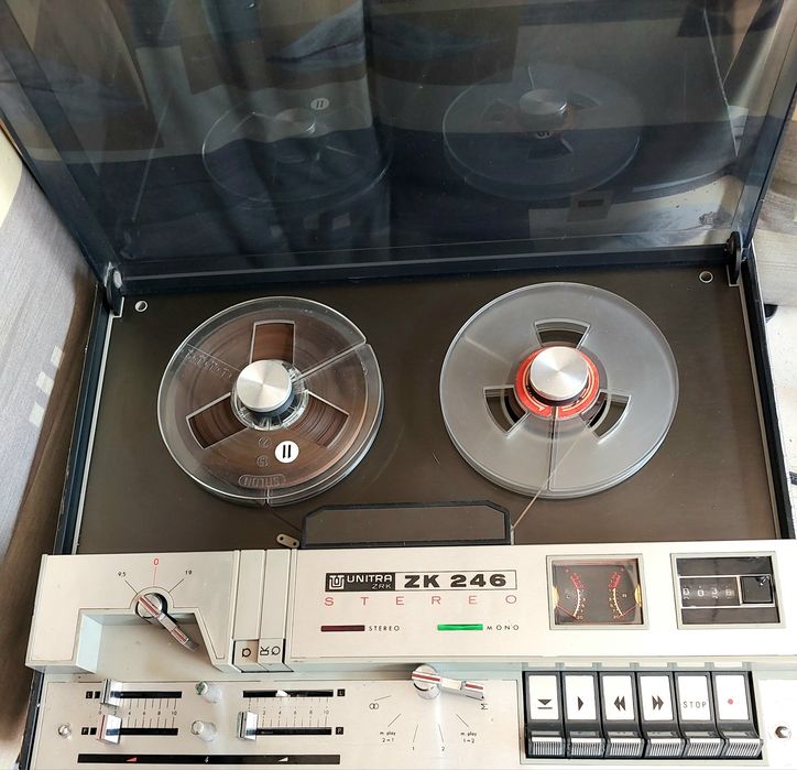 Magnetofon szpulowy ZK-246 PRL