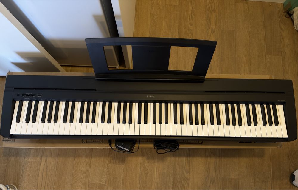 Teclado Yamaha P-45B
