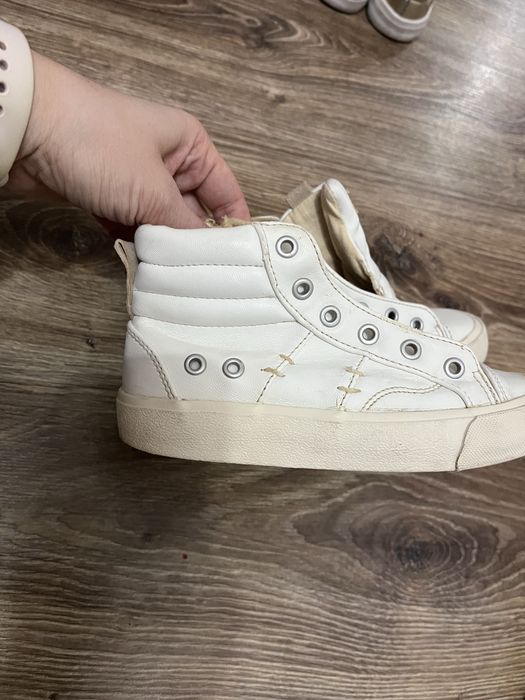 Кеди для дівчинки, 3 пари, стан актуальний на фото на ножку ~ 18 см