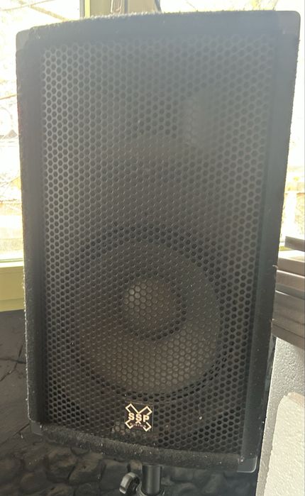 комплект микшера и колонок