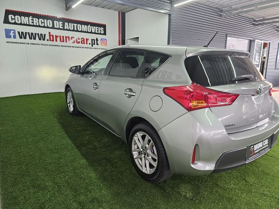 Toyota Auris 1.4 D-4D Edition-S