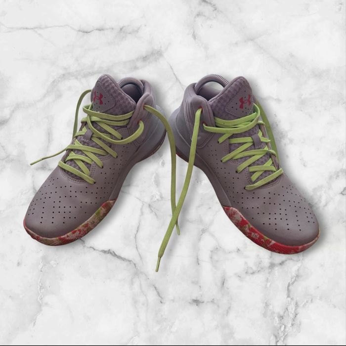 Buty sportowe Under Armour 38