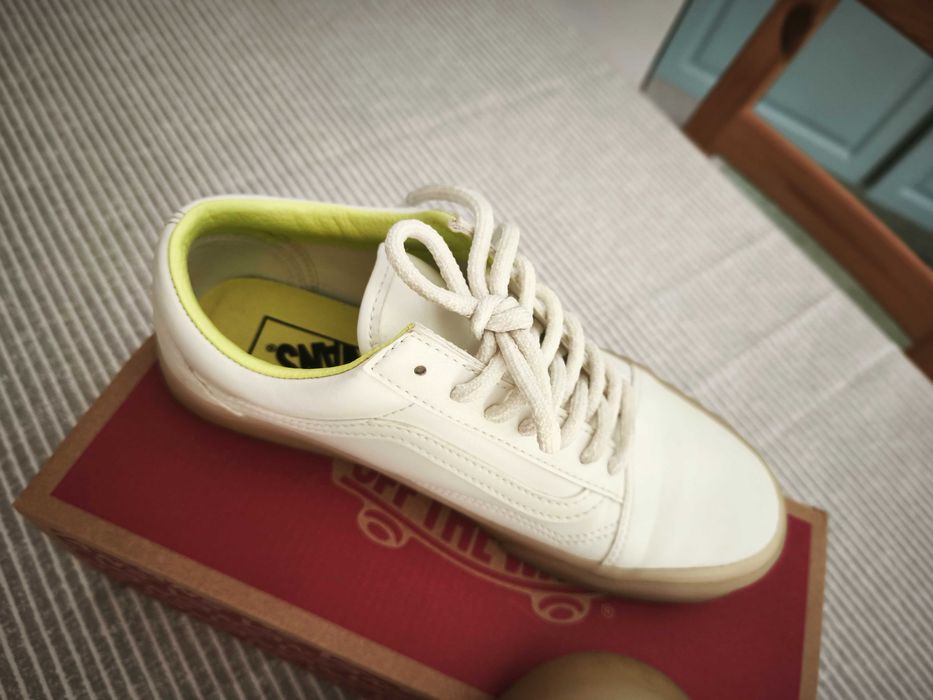 Sapatilhas Vans.