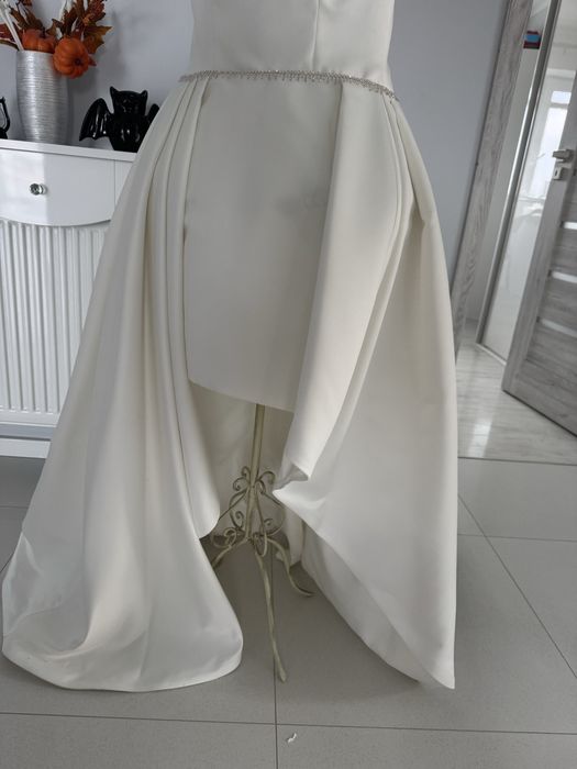 Suknia ślubna asymetryczna S
