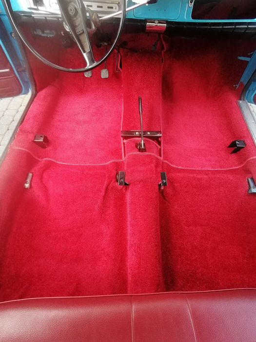 Wykładzina czerwona do Fiat 125p czerwona