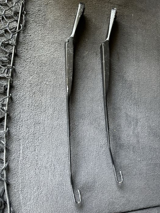 Поводки дворников Jeep grand Cherokee wj