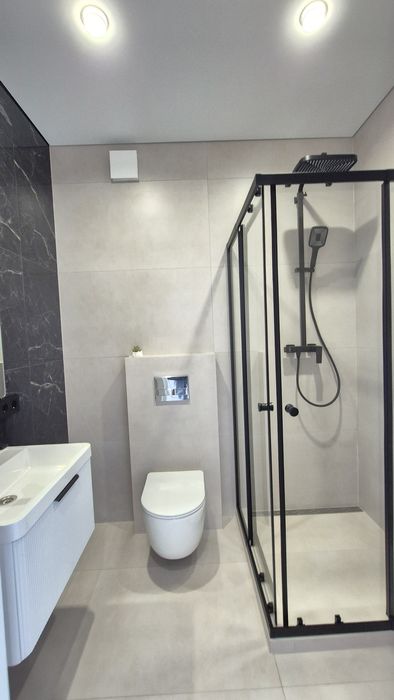 )( Продаж котеджу з дизайнерським ремонтом